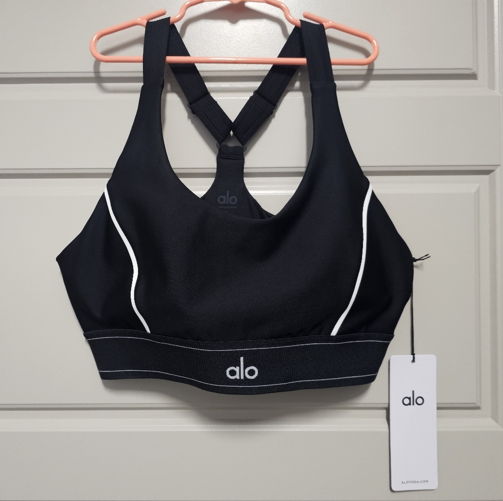 Alo Yoga Airlift Suit Up Bra